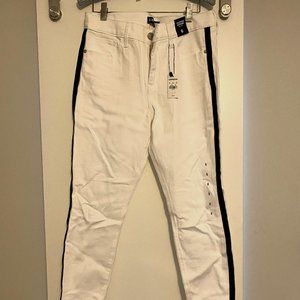 Express White Skinny Jeans - Never Worn